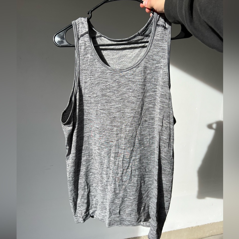 Lululemon Metal Vent Tech Breathe Tank